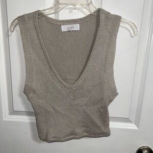 Cropped sweater tank